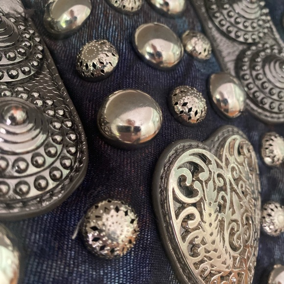 SOLD Punk rock handbag duffle with crossbody strap. - Picture 7 of 7